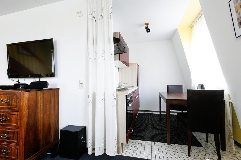 Hotel Am Tiergarten Karlsruhe Eksteriør bilde